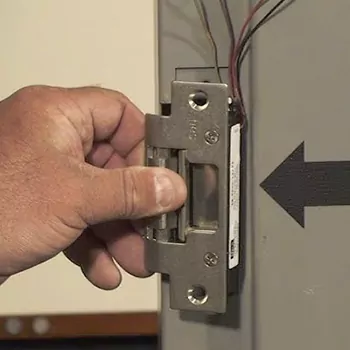 Electric Strike in Richmond West, FL